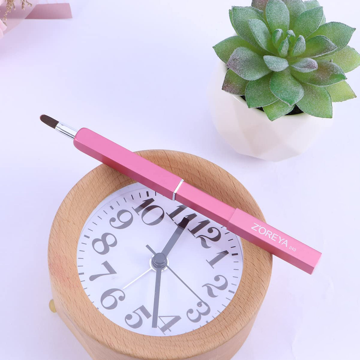 Lip Brush For Lipstick ( Pink )